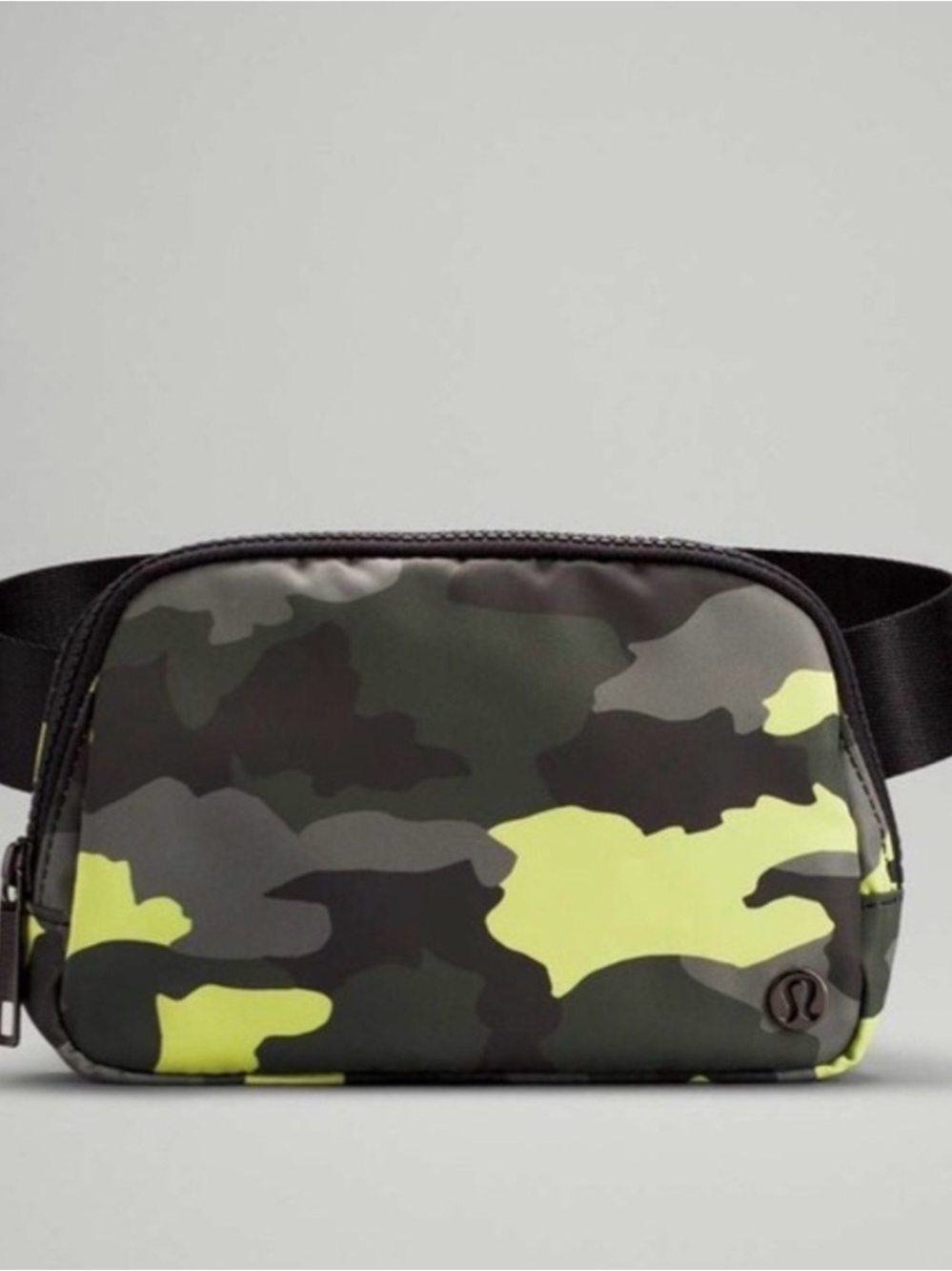 lululemon athletica Men’s Neon Camo Belt Bag - Green/Black/Gray